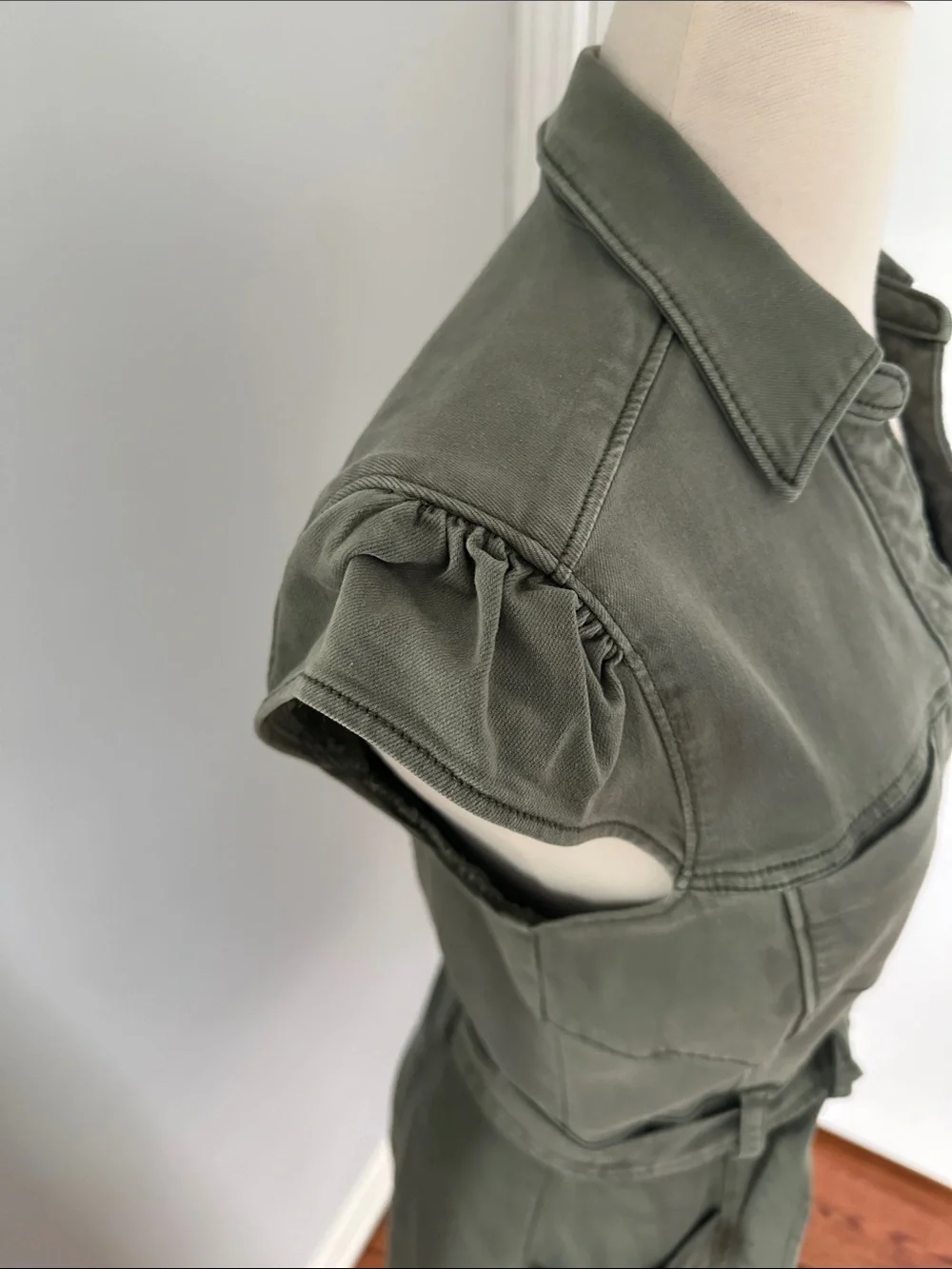 PAIGE Jaxsyn Utility Dress in Olive Green with Tie Waist - Picture 5 of 11